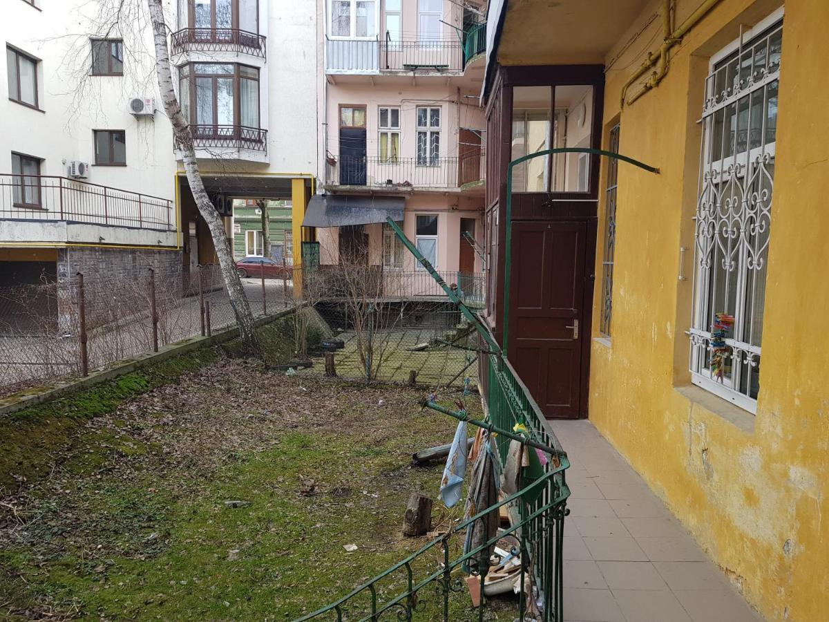 Зручна І Комфортна Квартира Недалеко Від Вокзалу І Центру Міста Lviv Eksteriør billede