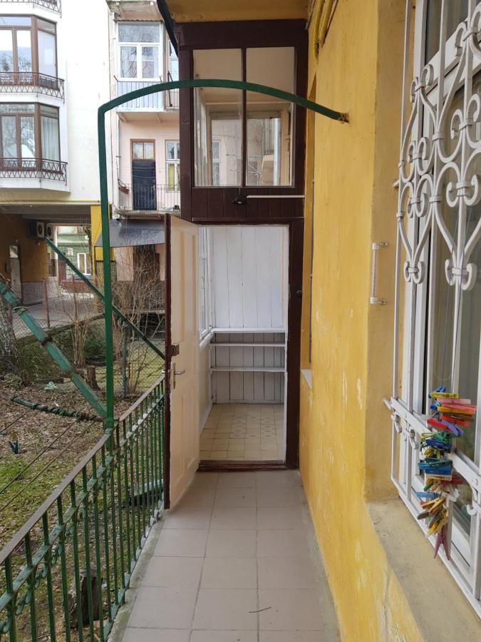 Зручна І Комфортна Квартира Недалеко Від Вокзалу І Центру Міста Lviv Eksteriør billede